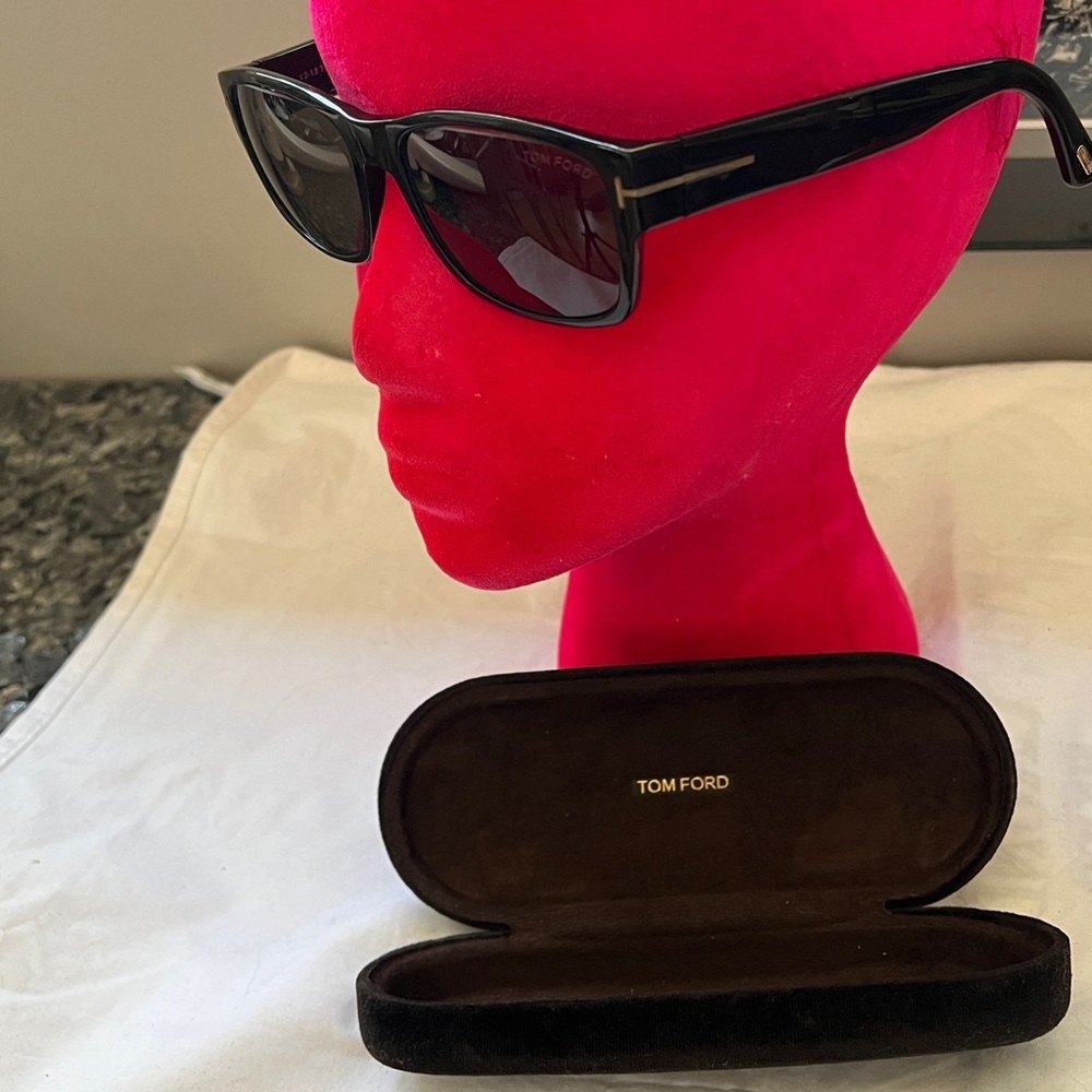 Tom Ford Mason FT0445 Black Sunglasses with Case 56-17 140 3